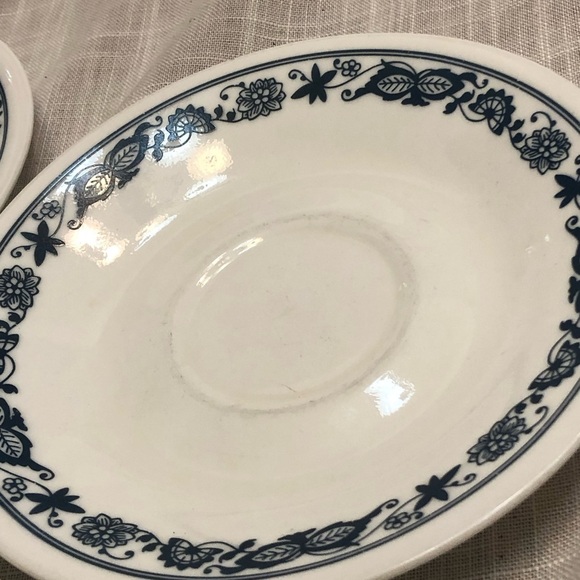 5 Corelle Old Town Blue 6” Saucers - Picture 4 of 7